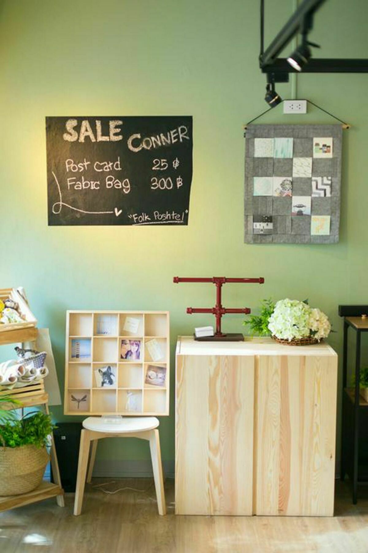 Folk Poshtel Silom Bed and Breakfast Μπανγκόκ Εξωτερικό φωτογραφία
