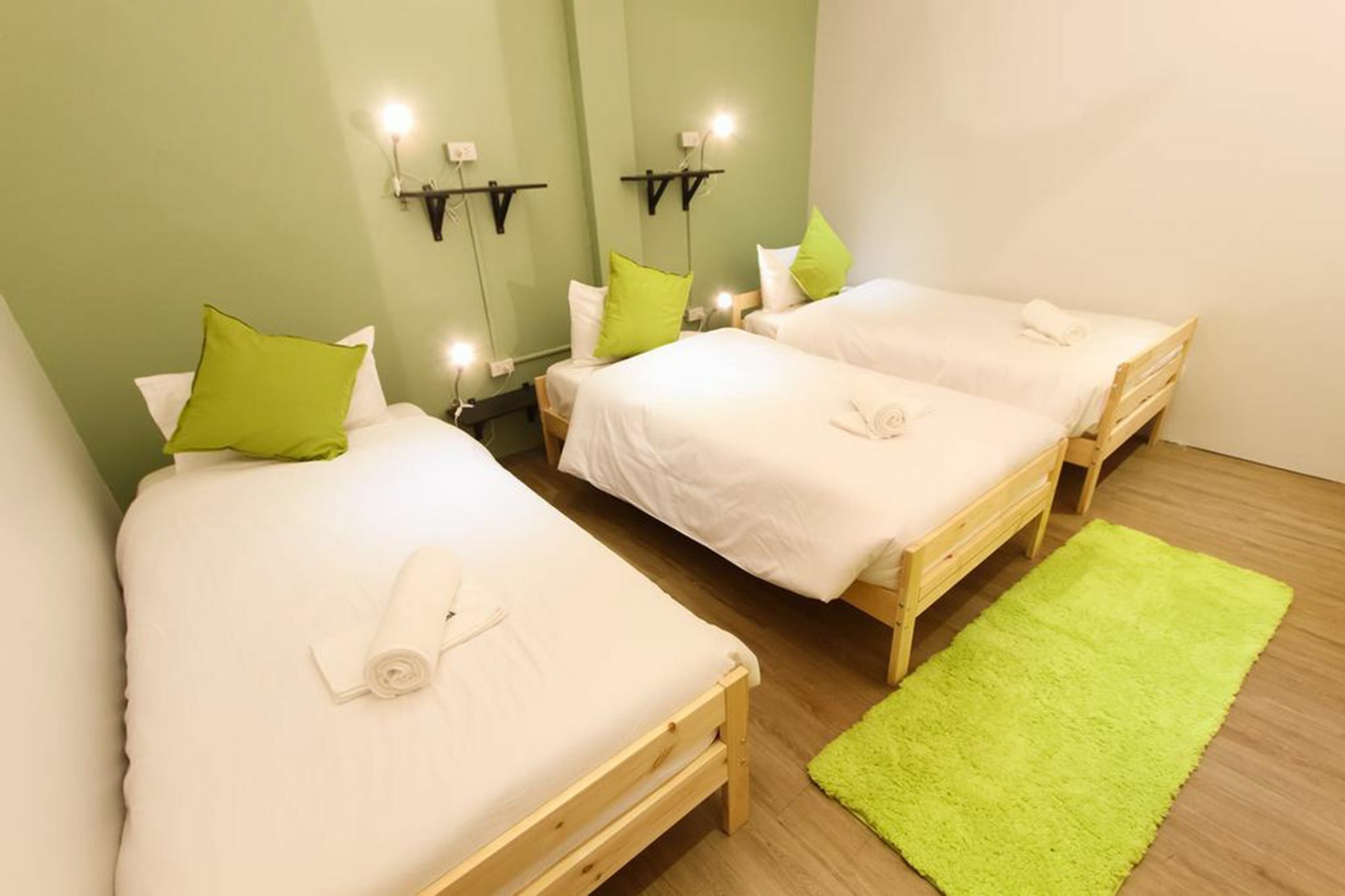 Folk Poshtel Silom Bed and Breakfast Μπανγκόκ Εξωτερικό φωτογραφία