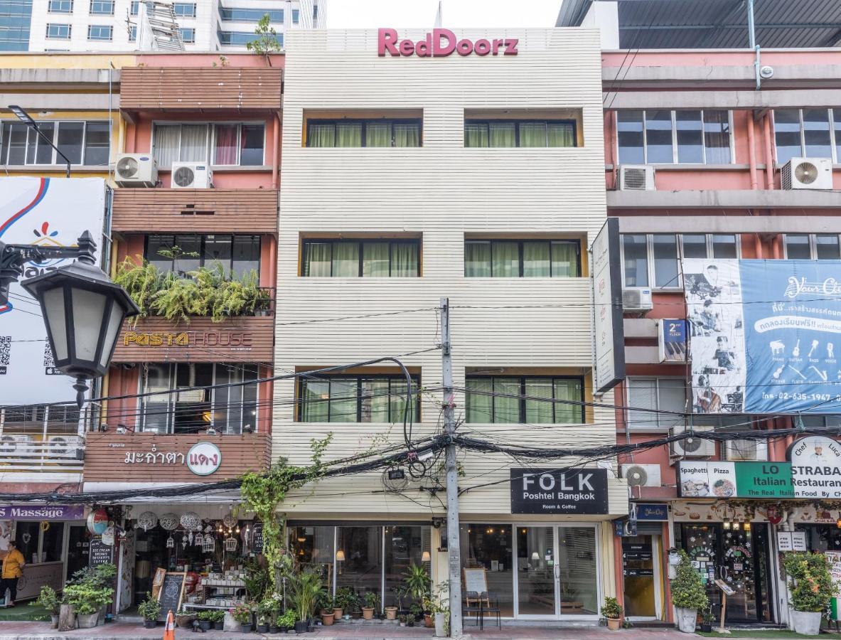 Folk Poshtel Silom Bed and Breakfast Μπανγκόκ Εξωτερικό φωτογραφία