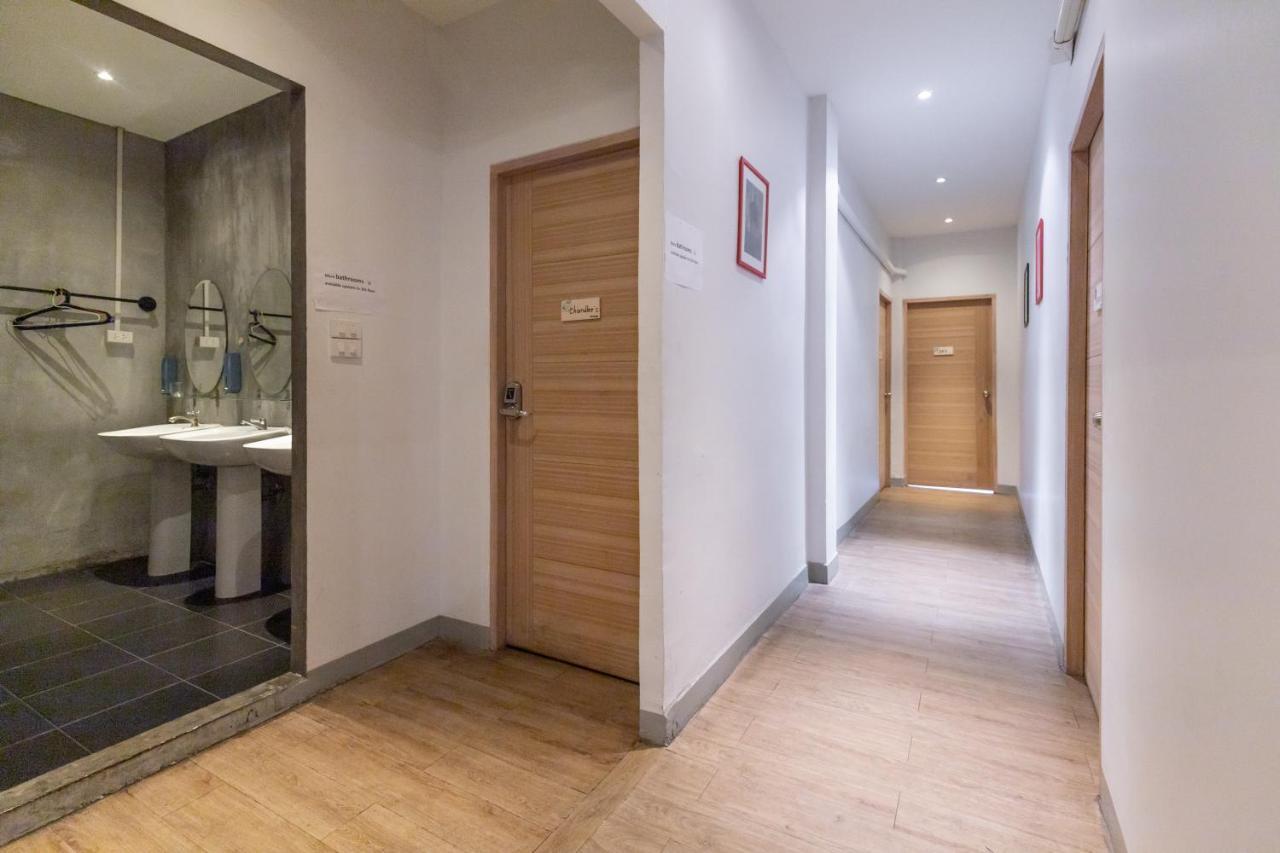 Folk Poshtel Silom Bed and Breakfast Μπανγκόκ Εξωτερικό φωτογραφία